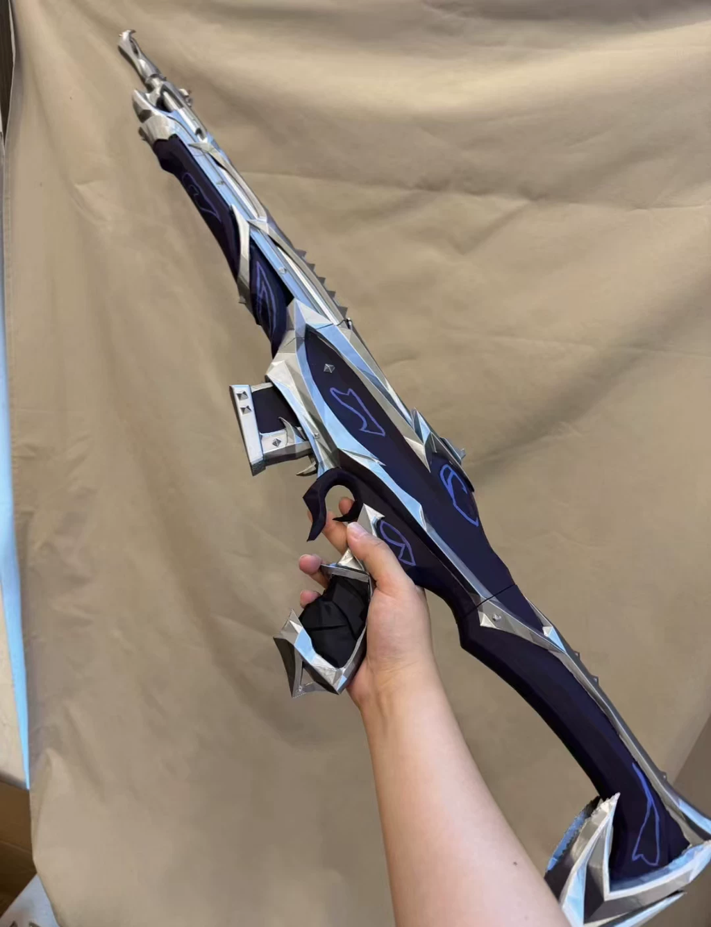 Reaver Guardian Valorant cosplay